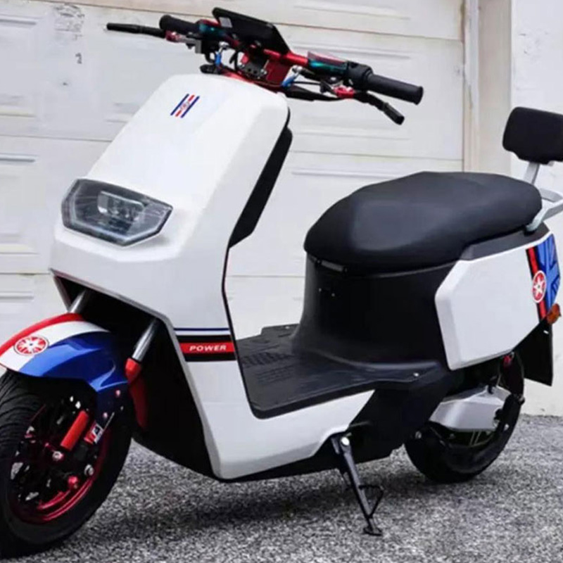 Jualan Panas Motosikal Elektrik 3000W Streetbike Scooter Bahagian Motosikal Elektrik CKD